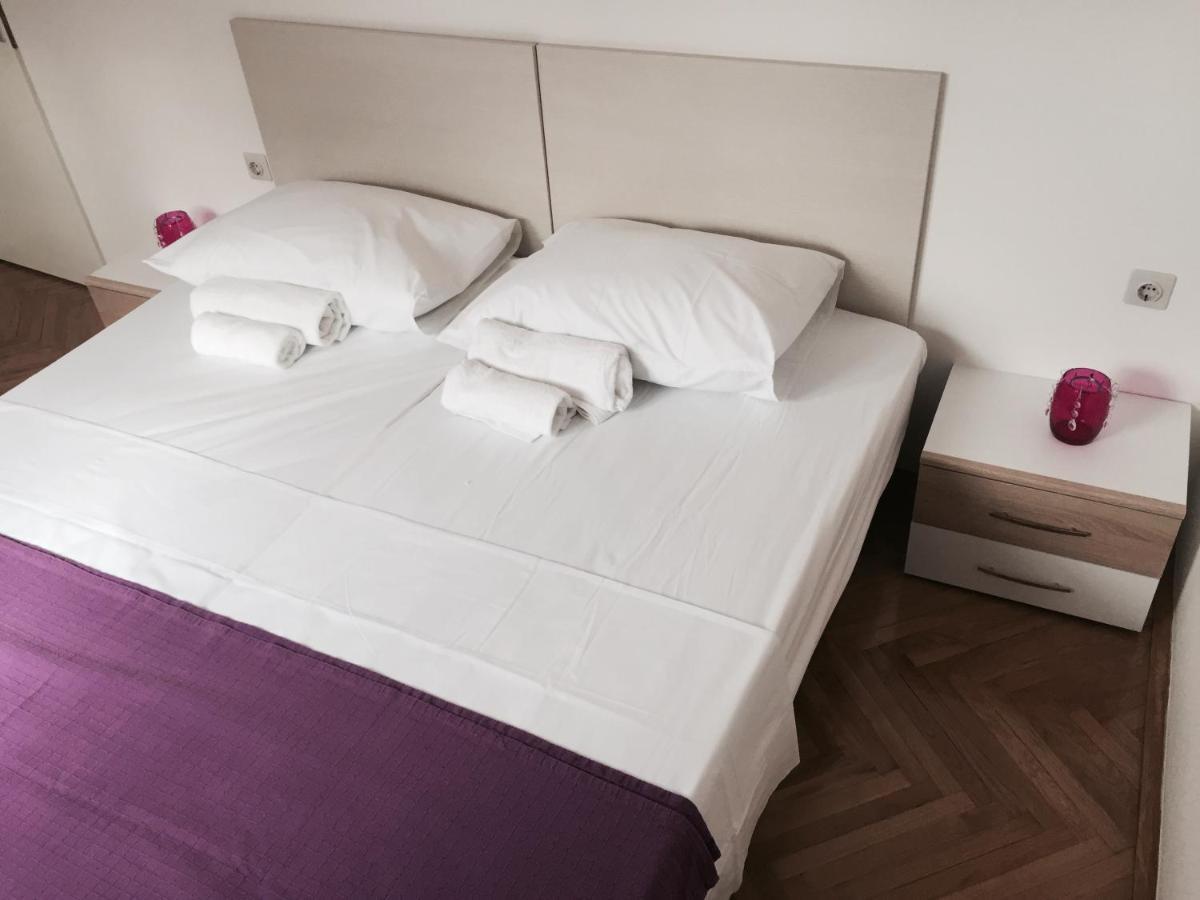 Apartments Leptiric Подстрана Экстерьер фото